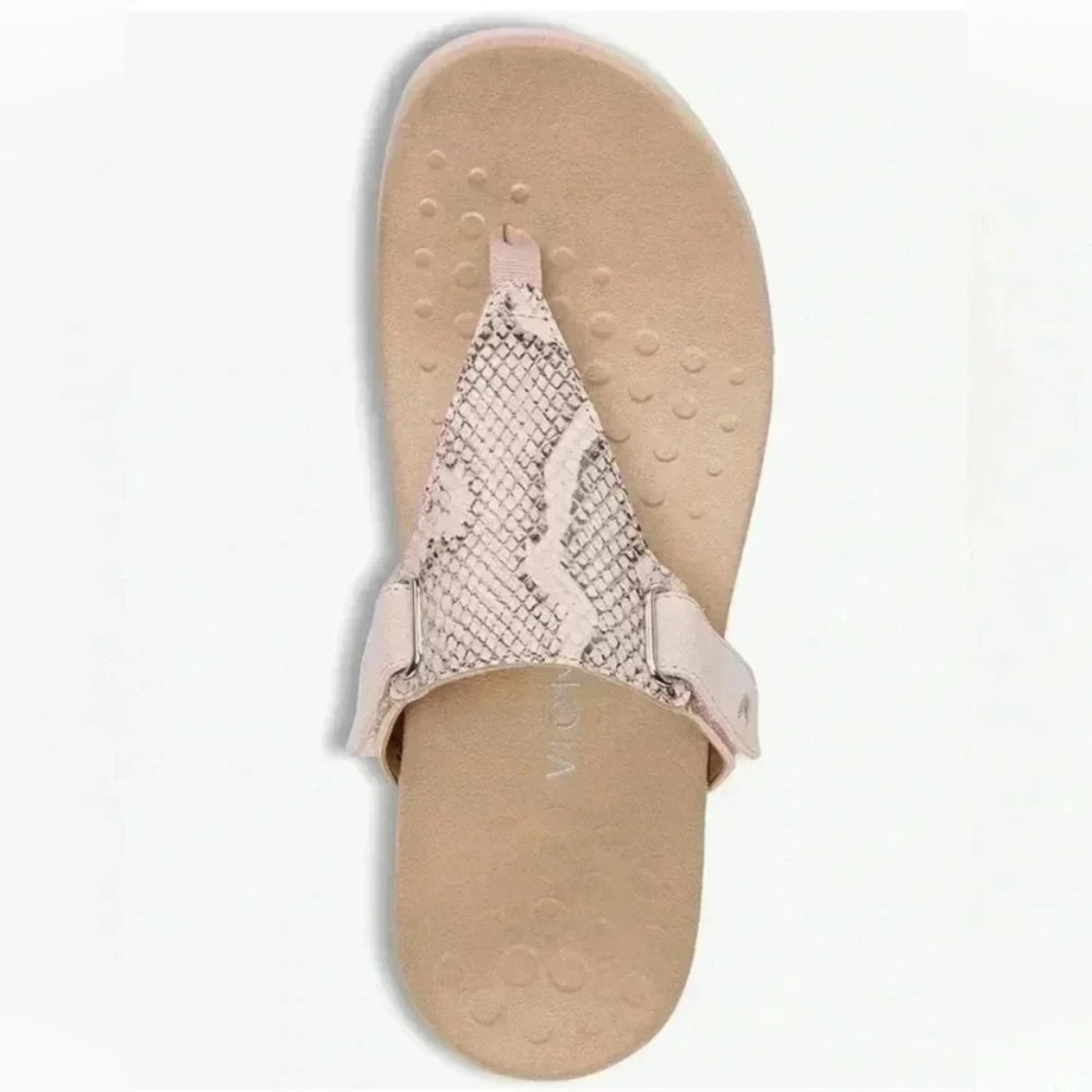 (sOLd ) Vionic Wanda Bone Snakeskin Comfort T-Strap Sandal